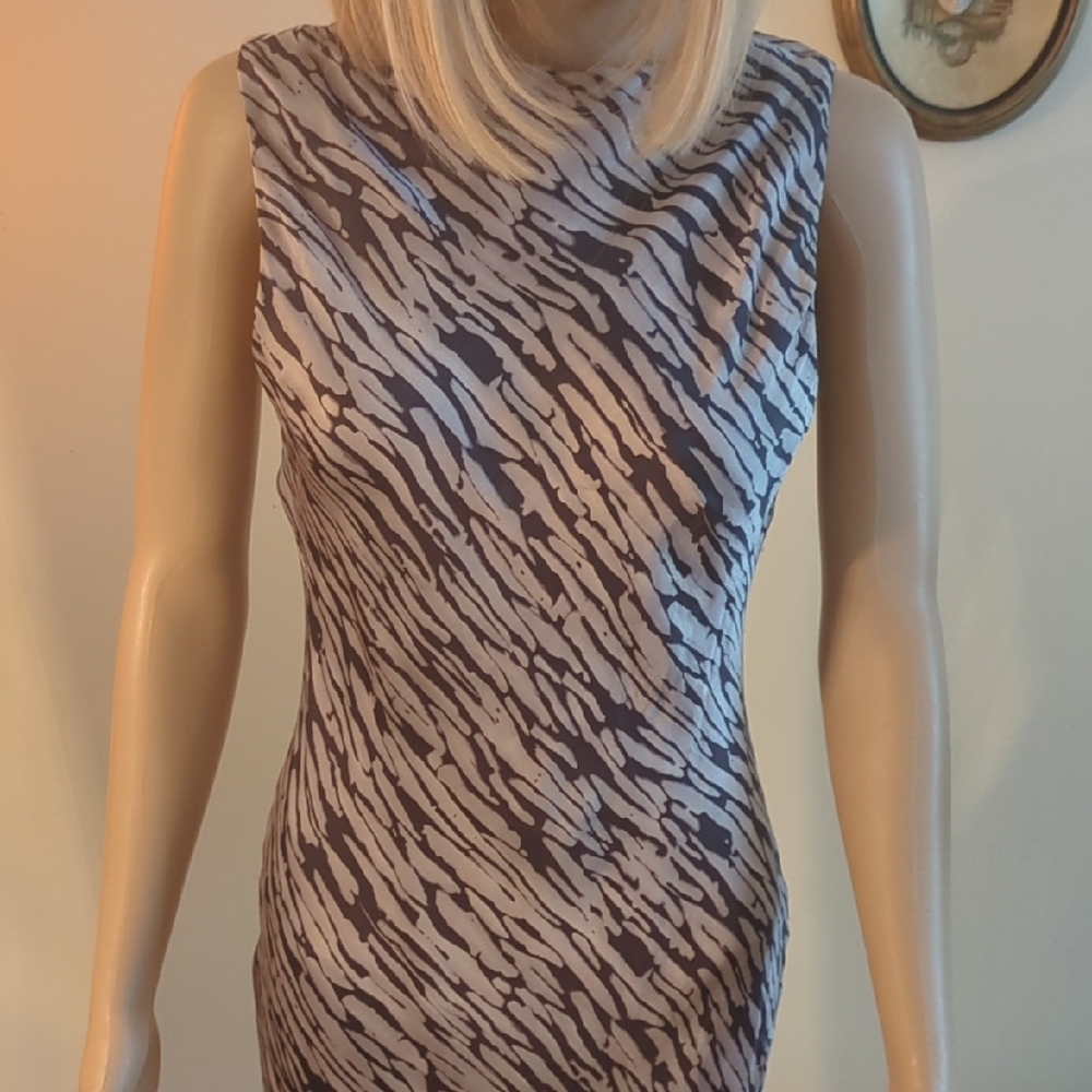 Adrienne Vittadini Black and White Fitted Tank dress.